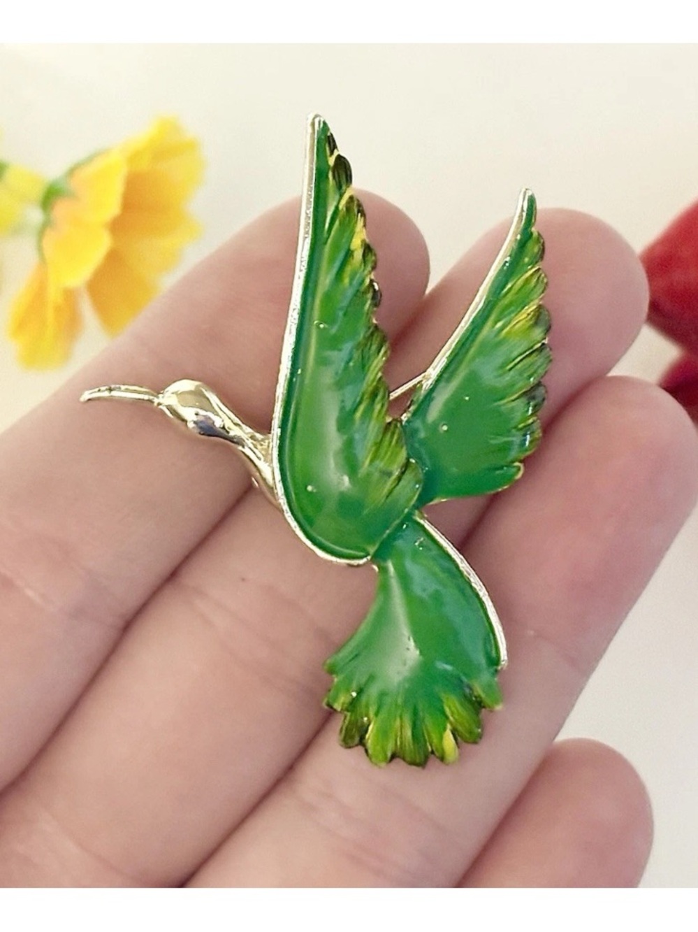 Vintage Gerry's Green Enamel Hummingbird Brooch Lovely Bird Pin - Retro Jewelry